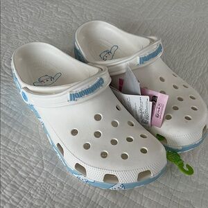 NWT Adult Hello Kitty Cinnamoroll Crocs